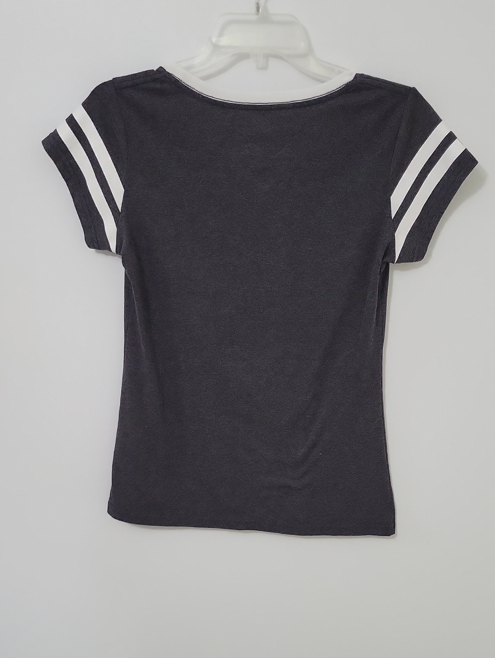 Wonder Women Graphic Tee, Size Large (11/13) - Picture 6 of 6
